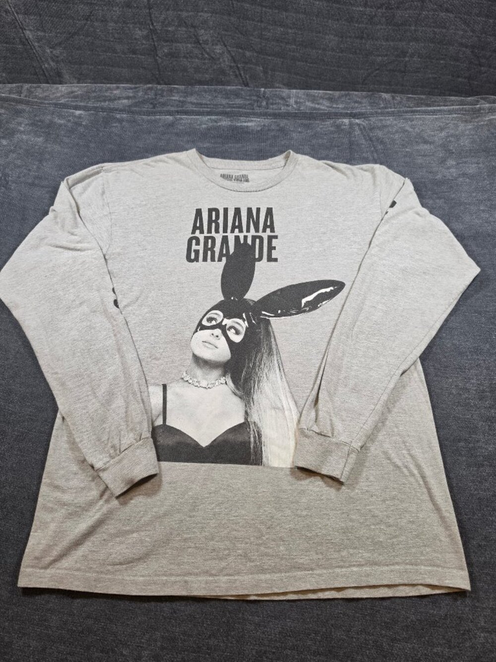 Ariana Grande Dangerous Woman Tour Long Sleeve Shirt Size L